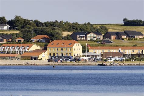 Hvalpsund Faergekro